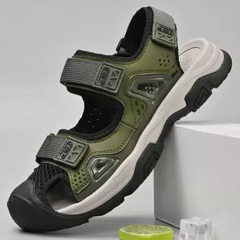 Сандалии мужские 2025 летние дышащие уличные полые пляжные туфли Baotou мужские мягкие сетчатые легкие внешние классные тапочки 38