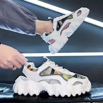 Сандалии мужские дырявые туфли новые мужские мужские верхние тапочки повседневные спортивные летние туфли прилив сандалии пляжная обувь 39