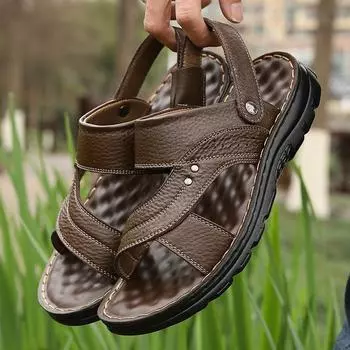 Сандалии мужские летние 2024 года, новые кожаные повседневные пляжные туфли мужские мягкие кожаные нескользящие тапочки для пап среднего и пожилого возраста 38