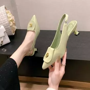 Сандалии на каблуке с острым носком и принтом «Лунный свет Камелия» женские летние новые универсальные туфли на полой шпильке 35 чёрный