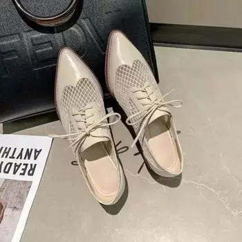 Сандалии на остром каблуке, новые женские летние туфли в стиле пэчворк, маленькие кожаные туфли в сетку, винтажные одиночные туфли с полым кружевом 34 грязно-белый