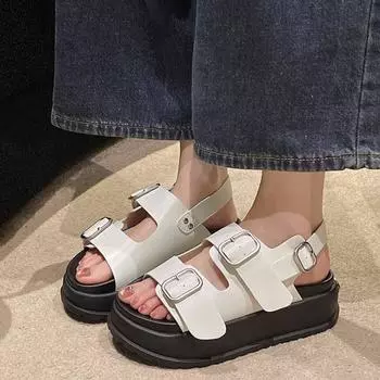 Сандалии на платформе с металлической пряжкой, женские летние туфли 2024 года, черные, бежевые, с ремешком сзади, повседневные сандалии, женские, плоские, высокие, римские сандалии 35 бежевый