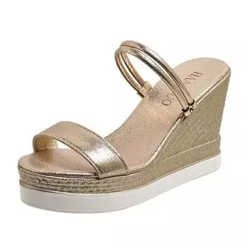 Сандалии на толстой подошве для женщин. Туфли на толстой платформе с носком. Женские летние тренды 2024 года. Сандалии на высоком каблуке. Женские дизайнерские сандалии. 35 золотой