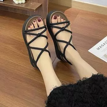 Сандалии на толстой подошве с крестообразным ремешком для женщин на весну и лето 37 чёрный