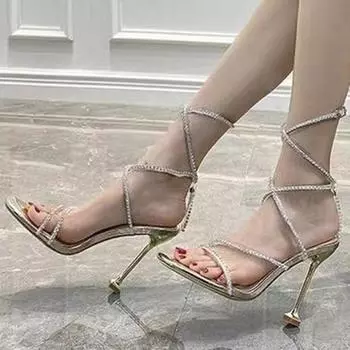 Сандалии на высоком каблуке. Новые дизайнерские туфли на толстом каблуке с пряжкой и стразами. Сексуальные свадебные туфли. Повседневные женские сандалии с открытым носком для отпуска. 34(8cm) золотой