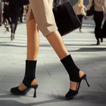 Сандалии Новые дизайнерские вязаные босоножки на высоком каблуке Летние босоножки на тонком каблуке без застежек Женская мода Элегантная сексуальная обувь для вечеринок 35 чёрный