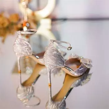 Сандалии женские летние 2025 новые туфли с сумкой на голове с бантом на высоком каблуке фея остроносые туфли в стиле принцессы туфли 34