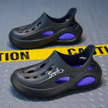 Sandals Men s Summer 2025 New Casual Versatile Men s Outdoor Sports Wading Baotou Stepping Shit Beach Shoes Tide 40