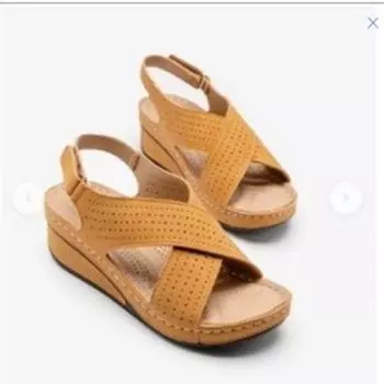 Sandals women s summer 2025 new European and American wedge heel sewing line breathable Velcro hollow mother shoes foreign trade women s shoes 36 красный