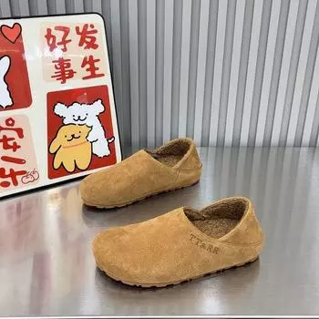 Sanded leather and fleece slip-on women 2024 new flat woolen cotton shoes retro casual shoes 35 коричневый