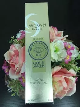 Санджунби Водный Крем Сакура