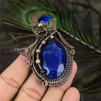 Сапфир(Смоделированный) Подвеска из медной проволоки с драгоценными камнями ручной работы 2,56 дюйма f2B09