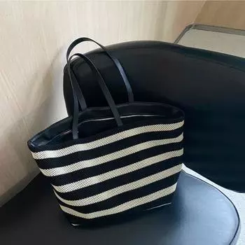 Seaside Vacation Bag Women 2025 Summer New Woven Beach Bag Large Capacity Stripe Hollow All-Matching Tote Bag Black