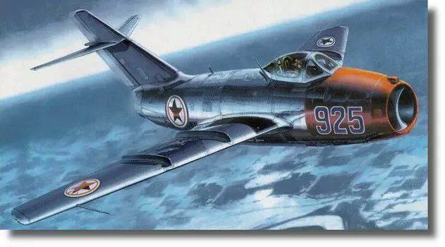 Semer Soviet Mikoyan Gurevich Fagot Fighter Plastic Model SME72916 1/72 MiG-15