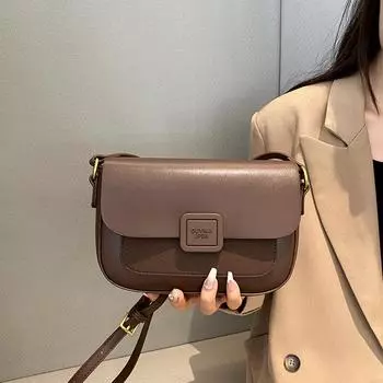 Sense of popular casual bag 2024 новая простая модная женская сумка универсальная сумка через плечо ретро маленькая квадратная сумка чёрный