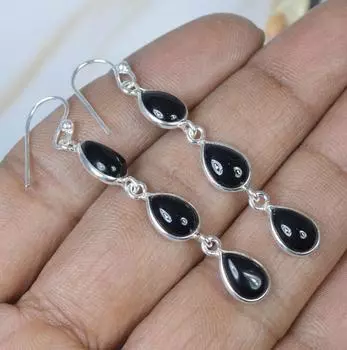 Серьга с драгоценным камнем черный оникс, серьга из цельного серебра 925 пробы, подарок для нее, серьга ручной работы, эффектная серьга