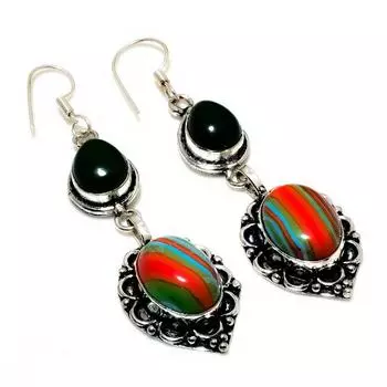 Серьги 2,65 дюйма с радужным кальцинированным зеленым ониксом 925 пробы, посеребренные