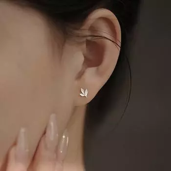 Серьги Anenjery в форме геометрических листьев для женщин, винт, гвоздь, уникальный, простой, высококачественный, универсальный, ювелирный подарок белый