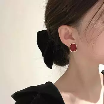 Серьги Ankola Wine Red Retro для женщин — 2025 в стиле Хепберн в Гонконге square earrings бордовый