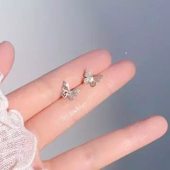 Серьги-бабочки в стиле темперамента. Женские серьги-подвески с изысканным дизайном. Милые и свежие.