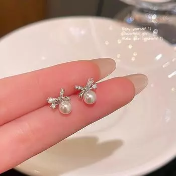 Серьги-бантики из серебра 925 пробы с цирконием: Простые, универсальные, мини-серьги для студенток