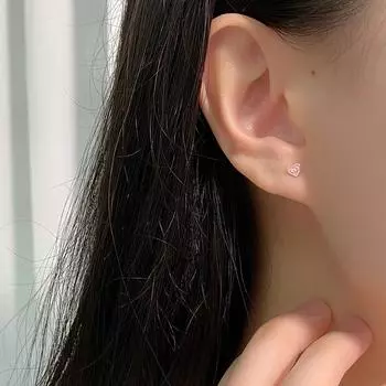 Серьги-бантики Love, маленькие, свежие, милые и стильные, литературные украшения для прокалывания ушей