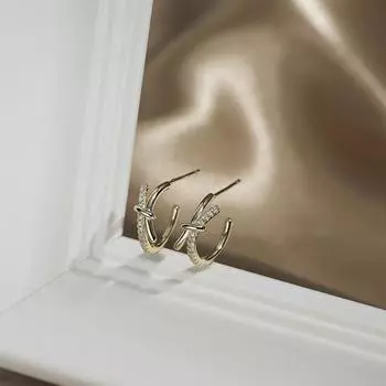 Серьги-бантики с завязанными узлами и гвоздиками Серьги с микроинкрустацией цирконием Милые и игривые серьги в японском и корейском стиле Модные