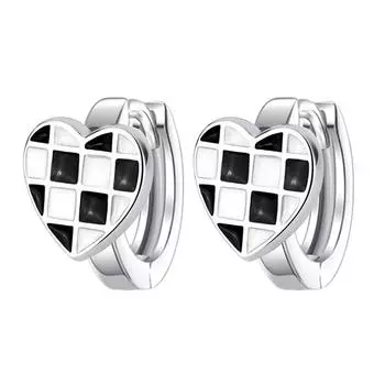 Серьги Chessboard Love для женщин, высококачественные пряжки для ушей в клетку, серьги из эпоксидной смолы в черно-белую клетку