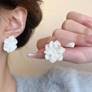 Серьги Cream Camellia для женщин, легкая роскошь, серьги Fresh Flower, аксессуары для ушей One Size белый