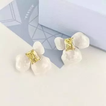 Серьги-цветы цвета циркония, белые, милые, элегантные, серьги-гвоздики со стразами для женщин, модные, для вечеринки, свадебные украшения белый