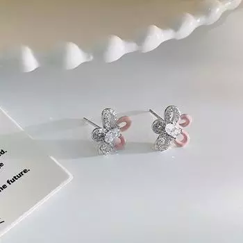 Серьги-цветы маленькие и свежие, новые милые девчачьи маленькие серьги-цветы украшены бриллиантами и высококачественными