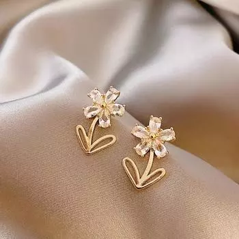 Серьги-цветы с 3D цирконием : Корейский дизайн «Серебряная игла», стиль «Лепестки», вдохновленный феями.