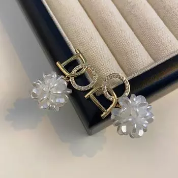 Серьги-цветы с бриллиантами, изысканная легкая роскошная атмосфера, высококачественные украшения для ушей, модные универсальные серьги с буквами Od для женщин