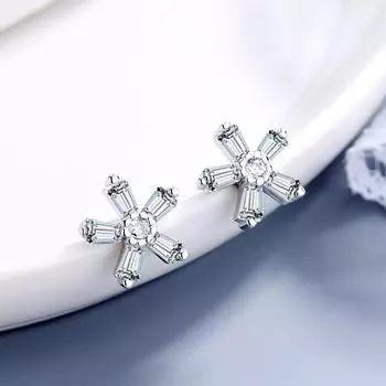 Серьги-цветы Женские серьги в корейском стиле из стерлингового серебра S925 пробы Простые универсальные серьги SUNFLOWER 925 белый