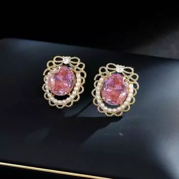 Серьги французской высокой элегантности, темпераментные серьги-гвоздики с жемчугом и светло-зеленым цирконием, кружевные серьги-гвоздики с бантом оливковое зеленый