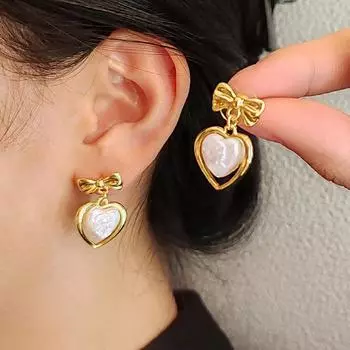 Серьги French Temperament Bow Portrait Pearl Love Серьги-гвоздики Temperament Light Luxury High-End Серьги
