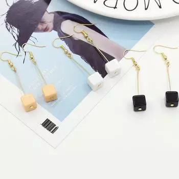 Серьги Fresh Простые сладкие конфетные длинные серьги-кисточки Геометрические квадратные серьги ARI белый