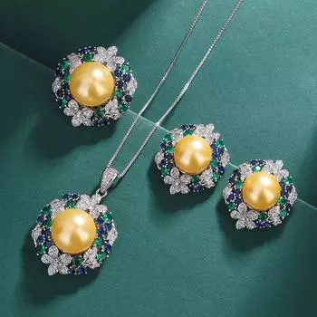 Серьги Fritillary Pearl, кольцо Julianne Peacock Emerald Flower Pearl, ожерелье с подвеской Baroque Shell Bubbles
