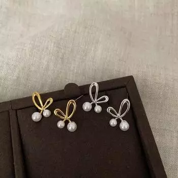 Серьги-гвоздики Design Sense Love Bow Pearl, женские, нишевые, уникальные, модные, темпераментные, универсальные серьги