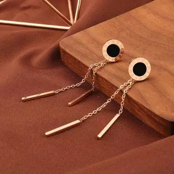 Серьги-гвоздики. Длинные серьги двойного назначения, серьги-гвоздики и кисточки. Не выцветают.