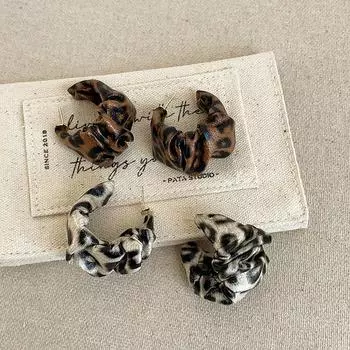 Серьги-гвоздики из кожи с леопардовым принтом Майяра, женские, преувеличенные, с высоким чувством индивидуальности, модные, темпераментные, универсальные серьги