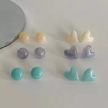 Серьги-гвоздики из смолы цвета желе с надписью «Любовь», женские, простые, индивидуальные, модные, уникальные, нишевые, темпераментные, элегантные, универсальные серьги