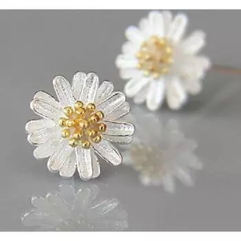 Серьги-гвоздики из стерлингового серебра 925 пробы с маленькими маргаритками, модные простые женские серьги 925