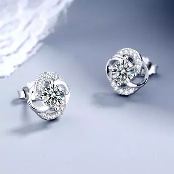 Серьги-гвоздики из стерлингового серебра S925 с четырьмя листочками клевера, корейский стиль, микро-инкрустация, модные универсальные элегантные серьги, ювелирные изделия 925