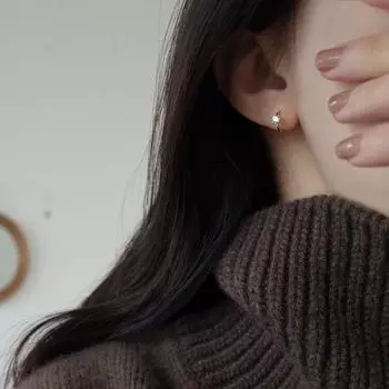 Серьги-гвоздики из стерлингового серебра S925 изогнутой формы с одним бриллиантом, миниатюрные циркониевые серьги-гвоздики для женщин 925