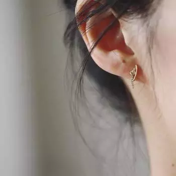 Серьги-гвоздики из стерлингового серебра S925 для женщин, инкрустированные цирконием, темперамент, дикие модные мини-серьги для женщин 925