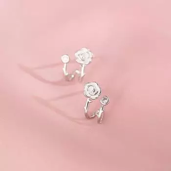 Серьги-гвоздики «Камелия» Женственные легкие роскошные серьги-цветы из микроциркония