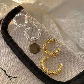 Серьги-гвоздики Love Chain, женские легкие роскошные ретро-серьги-крученые золотые серьги, персонализированные уникальные плетеные линии, серьги-сердечки