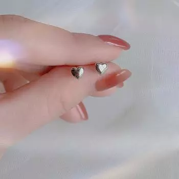 Серьги-гвоздики Love, женские простые и маленькие серьги в форме сердца, можно носить как невидимые серьги на работу