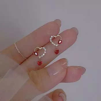 Серьги-гвоздики Red Love для женщин, маленькие, милые и нежные серьги-сердечки из циркония.